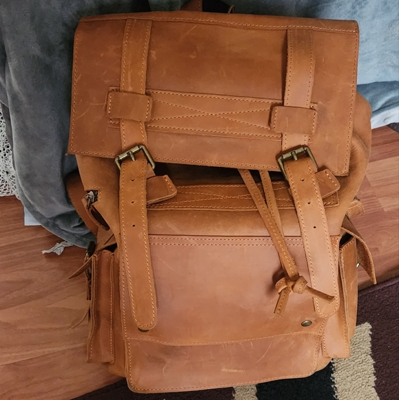 Beautiful Leather Backpack Handmade - Picture 1 of 3